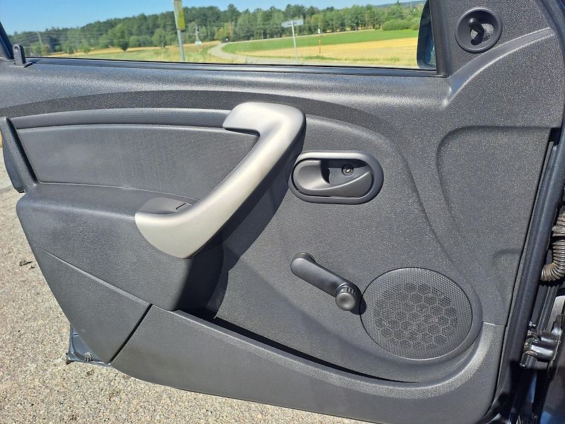 Dacia Sandero (2010) 1.4 2xKOLA, PĚKNÝ STAV - fotka 12 z 25