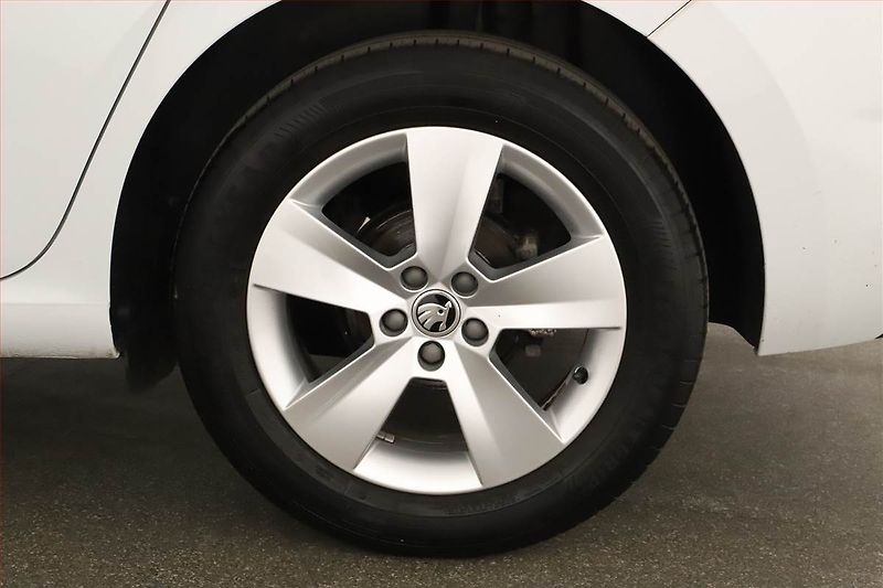 Škoda Scala (2023) Ambition 1.5 TSI, ČR,1.maj - fotka 13 z 13