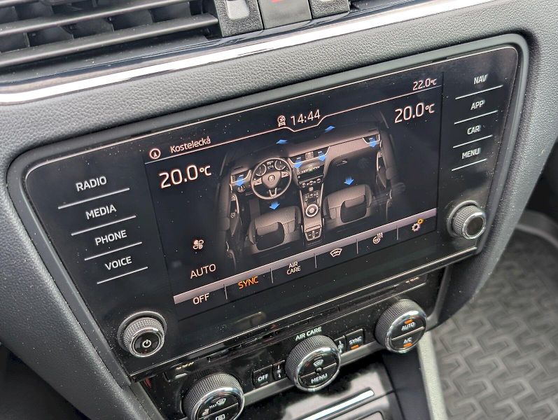 Škoda Octavia (2017) 2.0 TDI / 110 kW 4x4 Style Plu - fotka 22 z 30