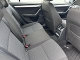 Škoda Octavia 1.2 TSI Ambition - náhled 10