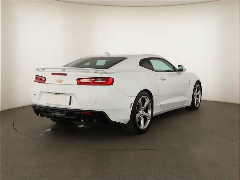 Chevrolet Camaro (2017) 6.2 V8 - fotka 5 z 19