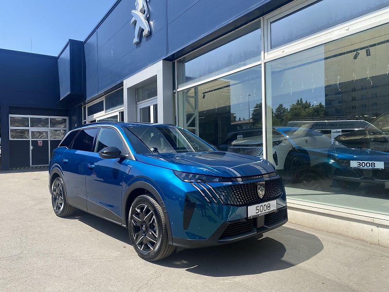 Peugeot 5008 (2026) GT - SUMMER BLUE 145 e-DCS6 - fotka 9 z 19