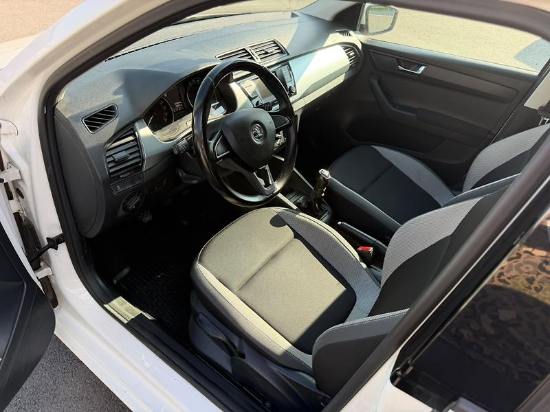 Škoda Fabia - fotka 12 z 14