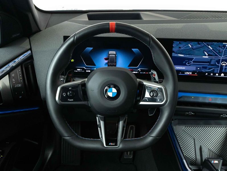 BMW X3 M50 xDrive - fotka 13 z 22