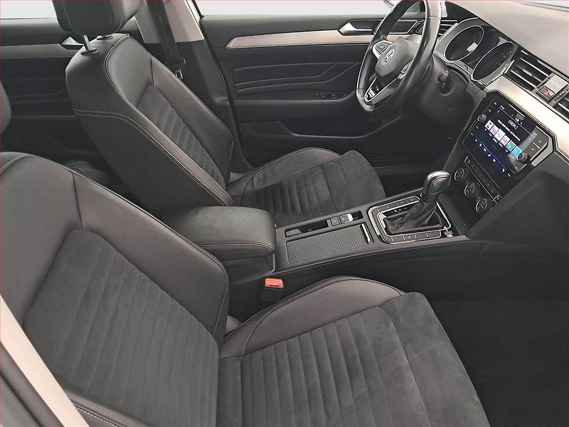 Volkswagen Passat (2020) Comfortline 2.0 TSI - fotka 9 z 18