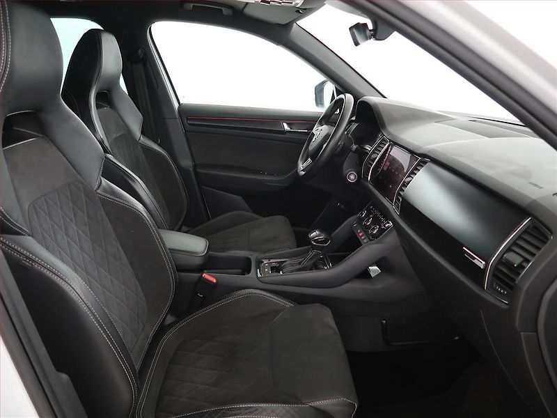 Škoda Kodiaq (2019) Sportline 2.0 TDI 4x4 - fotka 9 z 31