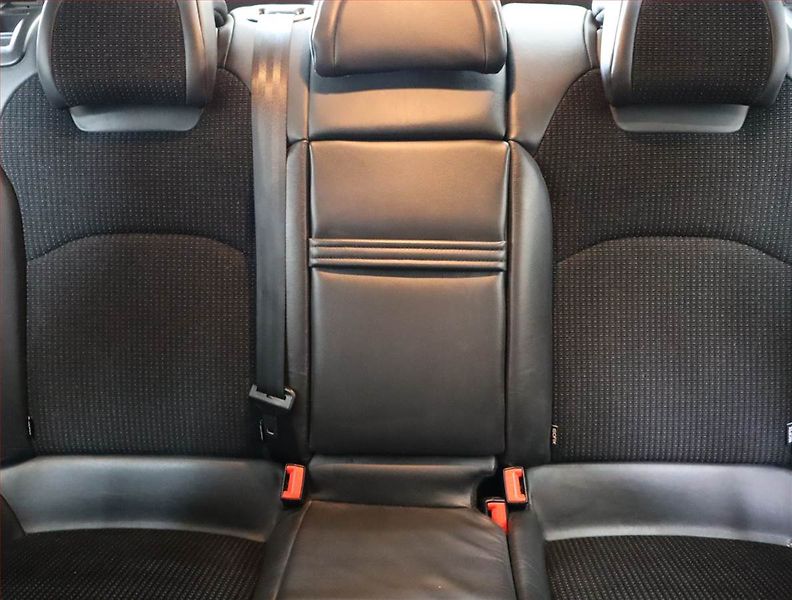 Citroën C5 (2012) 2.2 HDI, Automat, Navi, Xenony - fotka 10 z 26