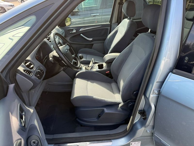 Ford S-MAX (2007) 1.8 TDCi 92kW/1MAJ/2xKOLA - fotka 13 z 24