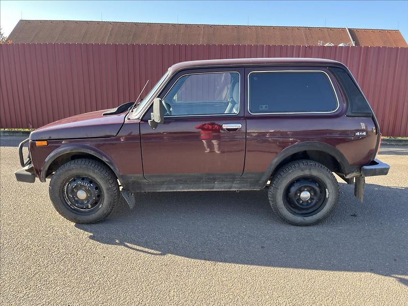 Lada Niva 1,7 i PRAKTIK 2MÍSTA 4x4 TAŽNÉ - fotka 4 z 30