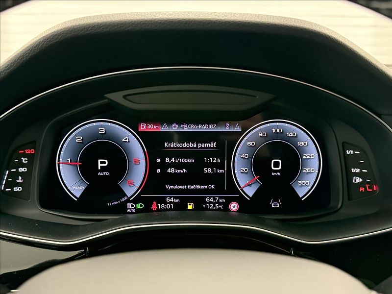 Audi Q8 3,0 50 TDI tiptronic quattro S - fotka 26 z 42