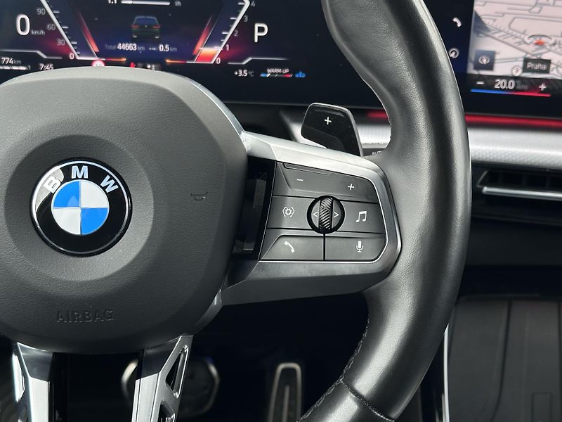 BMW Řada 2 218i ActiveTourer M-Sport - fotka 13 z 26