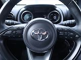 Toyota Yaris (2023) 1.5 VVT-i Hybrid, Automat - náhled 17