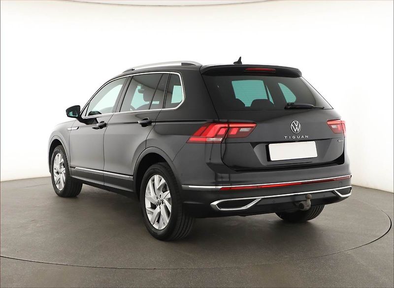 Volkswagen Tiguan (2021) Elegance 2.0 TDI - fotka 4 z 24