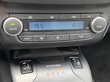 Toyota Avensis (2016) 2.0 D-4D, Sport, kůže, +ALU - náhled 14