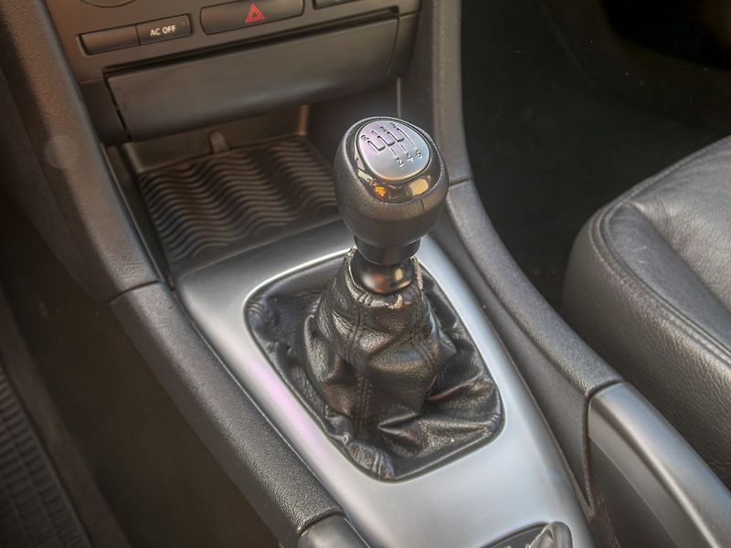 Saab 9-3 (2008) 1.9D 110KW – PĚKNÝ - fotka 24 z 44