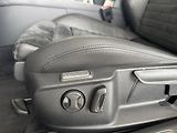 Volkswagen Passat 2,0TDI DSG*Highline*REZERVACE! - náhled 27