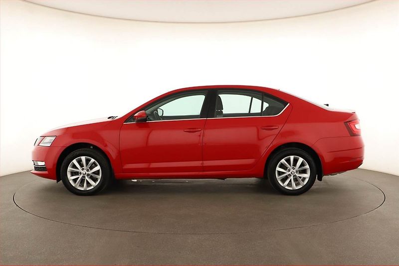 Škoda Octavia (2019) Style 2.0 TDI, 4X4, Automat - fotka 3 z 14