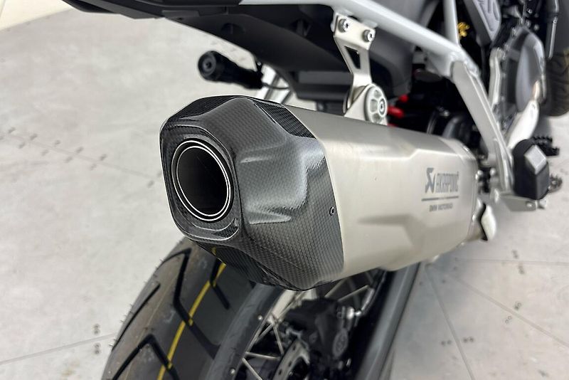 BMW F 900 GS - fotka 6 z 13