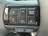 Toyota Hilux 2.8D, Executive, DPH, 8tis km - náhled 16