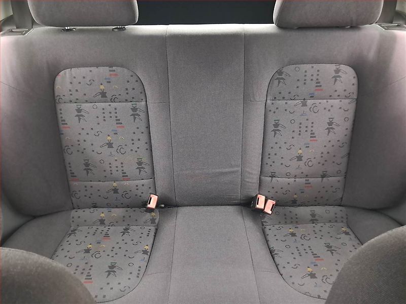 Škoda Fabia (2002) 1.2, po STK, v dobrém stavu - fotka 10 z 13
