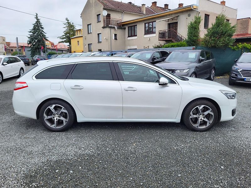 Peugeot 508 2.0 BlueHDi 180k EAT6 ALLURE - fotka 5 z 48