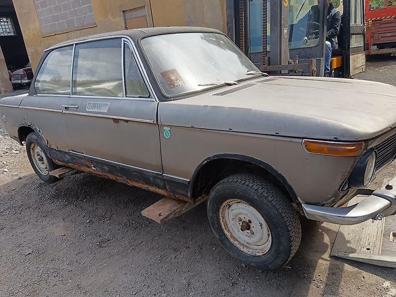 BMW Řada 2 2002 - fotka 1 z 8