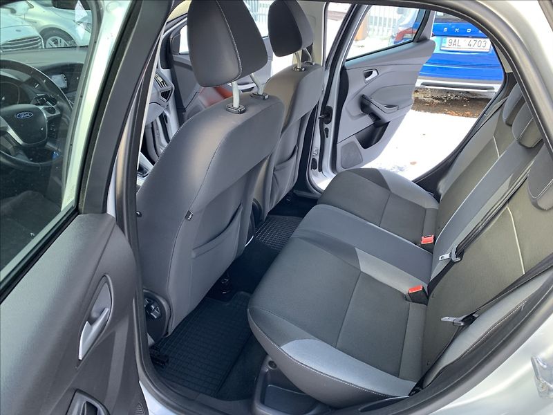 Ford Focus 1,6 TDCI,ČR - fotka 14 z 16