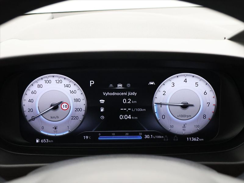 Hyundai Bayon 1,0 T-GDI Automat Smart CZ DPH - fotka 16 z 32