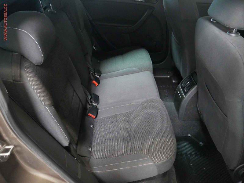 Škoda Yeti (2010) 1.4 TSI, ČR, autoAC - fotka 11 z 15