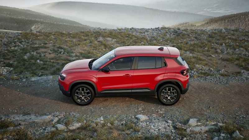 Jeep Avenger (2026) Altitude 1.2 Turbo e-Hybrid 11 - fotka 3 z 8