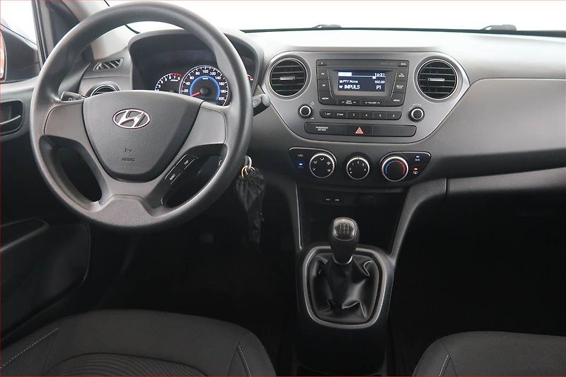 Hyundai i10 (2017) 1.0, Serv.kniha - fotka 7 z 15