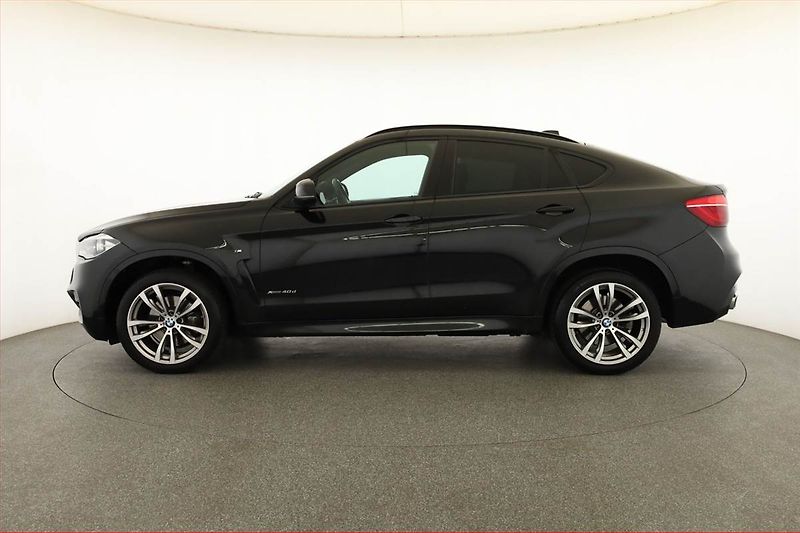 BMW X6 (2017) xDrive40d - fotka 3 z 20