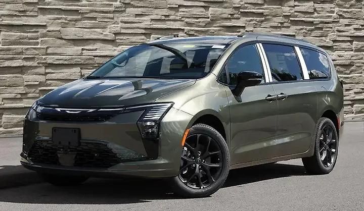 Chrysler Pacifica (2026) Nová 2027 na cestě do ČR AWD - fotografie inzerátu