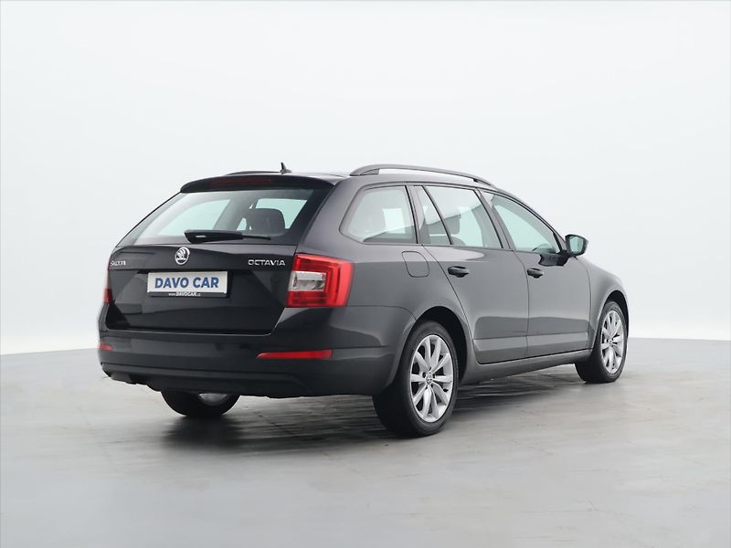 Škoda Octavia 2,0 TDI DSG Ambition 1.Maj. - fotka 7 z 29