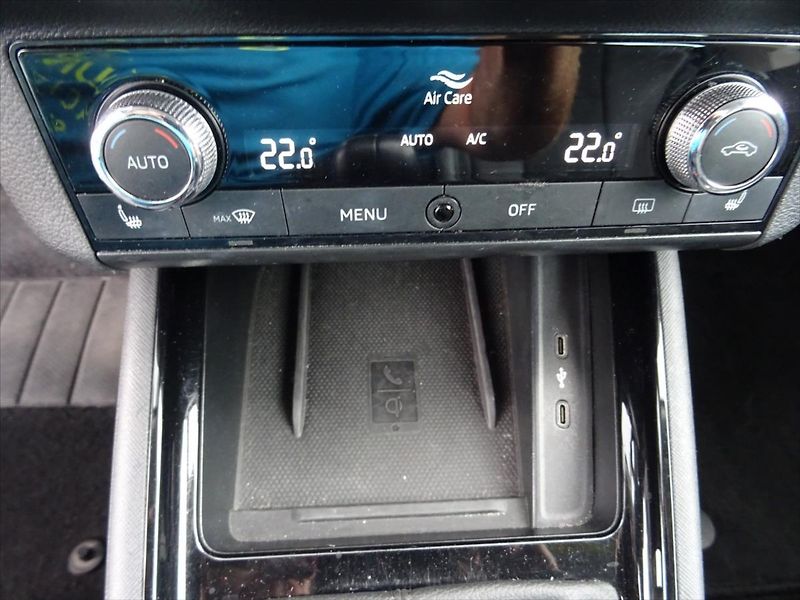 Škoda Kamiq 1,0 TSi 81 kW Business - fotka 27 z 37