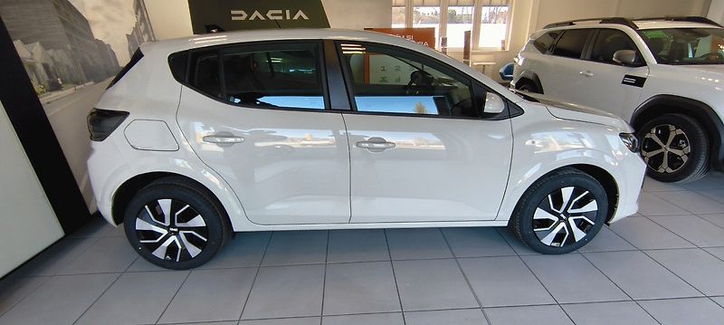 Dacia Sandero (2026) TCe 100 - pobočka FŔYDEK - MÍS - fotka 3 z 5