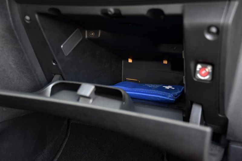 Peugeot 208 1.2i, motor - spotřeba oleje - fotka 21 z 25
