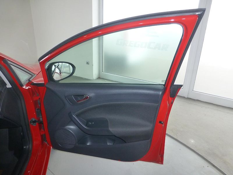 Seat Ibiza (2015) 1,2TSI*FR!!*XENON*PO ROZVODECH - fotka 17 z 25