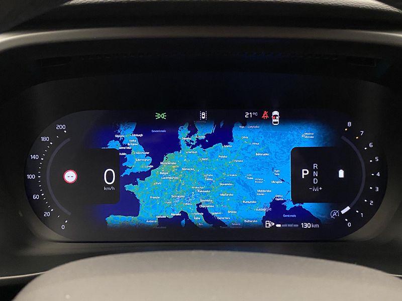 Volvo XC40 B4 DARK ULTRA AUT CZ - fotka 39 z 60