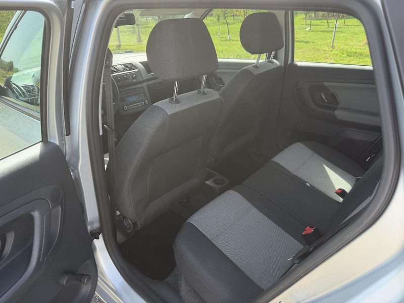 Škoda Fabia 1,2TSI 63kW Combi*NOVÉ ROZVODY - fotka 30 z 58