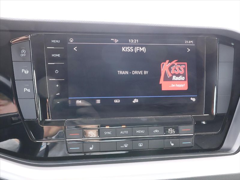 Volkswagen Touareg 3,0 TDI 170kW DSG 4M LED CZ - fotka 23 z 32