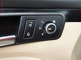 Volkswagen Touran (2012) 2.0TDi, DSG - náhled 12