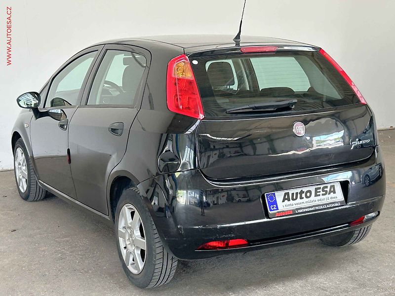 Fiat Punto (2009) 1.4i - fotka 6 z 13