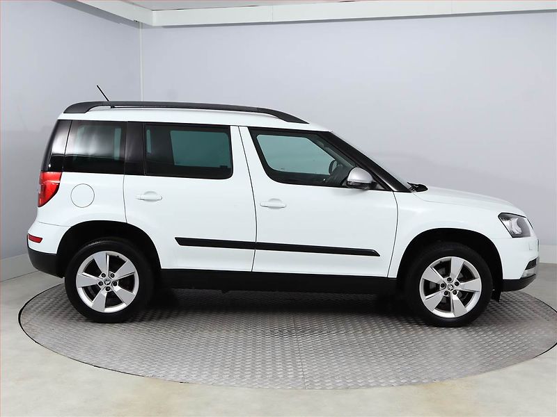 Škoda Yeti (2014) Outdoor 2.0 TDI, 4X4 - fotka 6 z 16