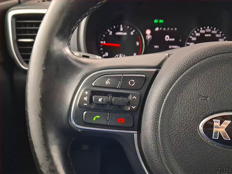 Kia Sportage (2017) 2.0 CRDi, 4X4, Automat, Navi - fotka 16 z 20