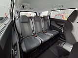 Peugeot 5008 ACTIVE 1,5 BHDI 130k EAT8 - náhled 13