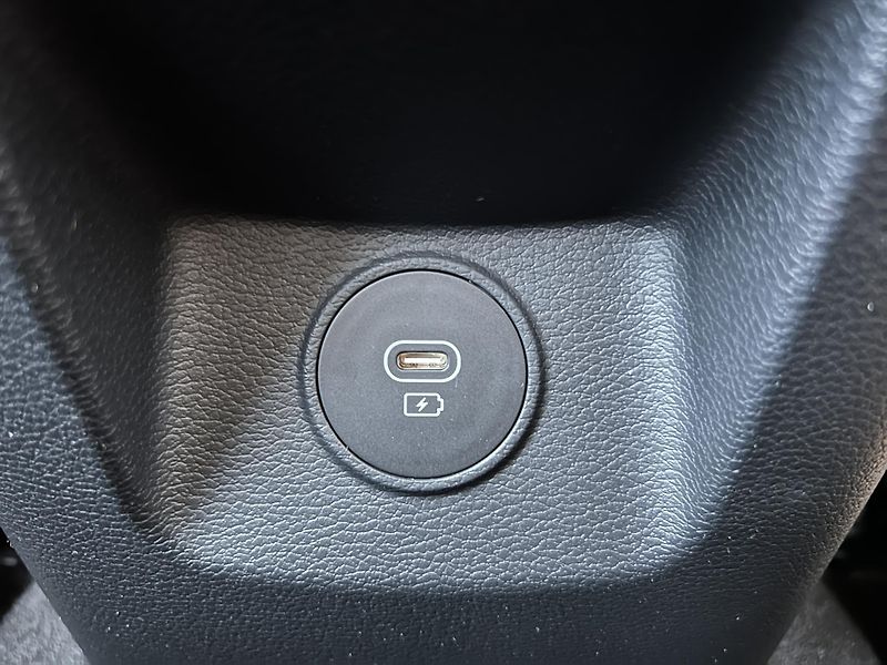 Kia Ceed SW (2026) 1.5T-GDi GPF 7DCT SPIN odp.DPH - fotka 26 z 47