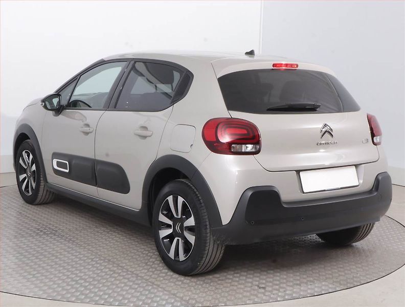 Citroën C3 (2024) 1.2 PureTech, Tempomat - fotka 4 z 15