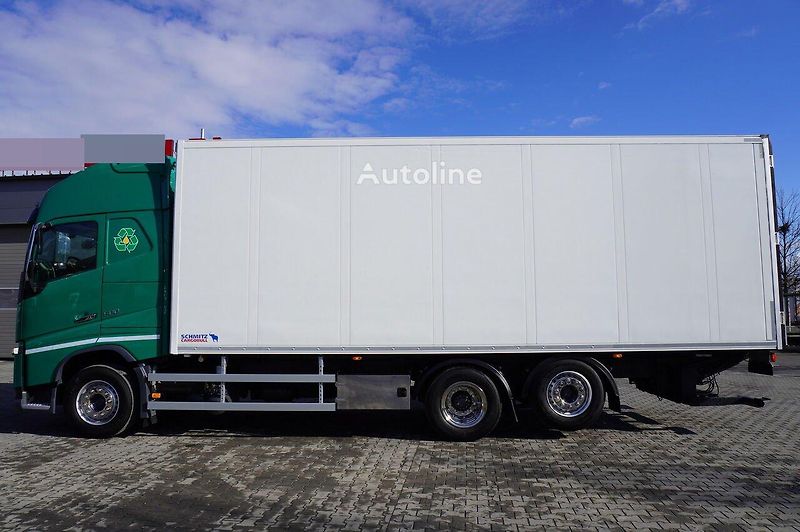 Volvo FH (2018) 500 6x2 chlaďák EURO 6 - fotka 7 z 26
