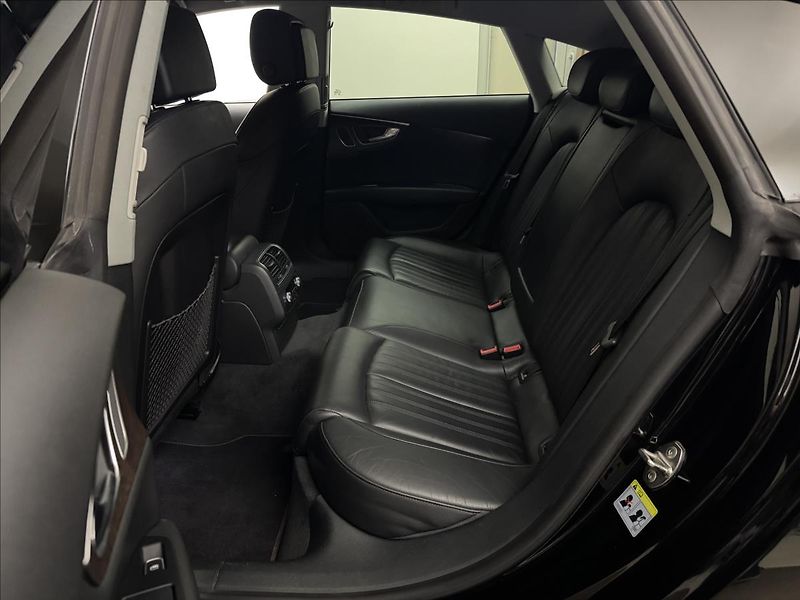 Audi A7 3,0 TDi LED ACC KŮŽE NZ.TOP CZ - fotka 42 z 49
